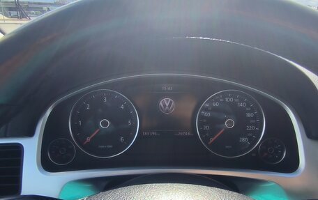 Volkswagen Touareg III, 2011 год, 2 230 000 рублей, 13 фотография