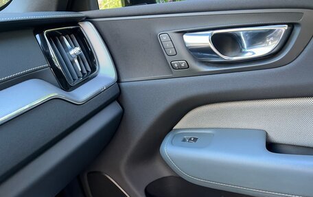 Volvo XC60 II, 2019 год, 3 000 000 рублей, 7 фотография