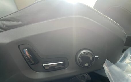 Volvo XC60 II, 2019 год, 3 000 000 рублей, 8 фотография