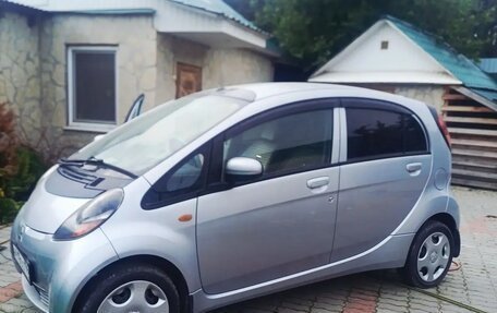Mitsubishi i, 2010 год, 700 000 рублей, 2 фотография