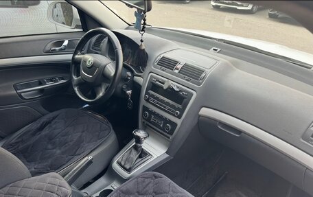 Skoda Octavia, 2012 год, 845 000 рублей, 3 фотография