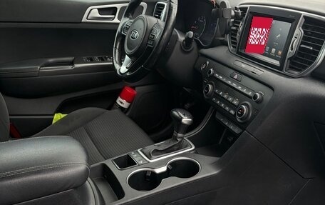 KIA Sportage IV рестайлинг, 2017 год, 1 850 000 рублей, 12 фотография
