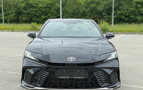 Toyota Camry, 2026 год, 4 100 000 рублей, 2 фотография
