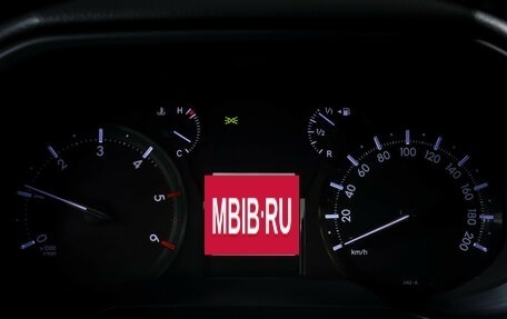 Toyota Land Cruiser Prado 150 рестайлинг 2, 2019 год, 4 950 000 рублей, 17 фотография