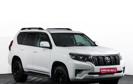 Toyota Land Cruiser Prado 150 рестайлинг 2, 2019 год, 4 950 000 рублей, 3 фотография