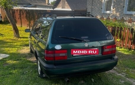 Volkswagen Passat B4, 1996 год, 215 000 рублей, 3 фотография