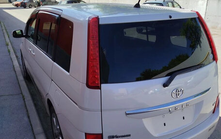 Toyota ISis I, 2010 год, 1 490 000 рублей, 17 фотография