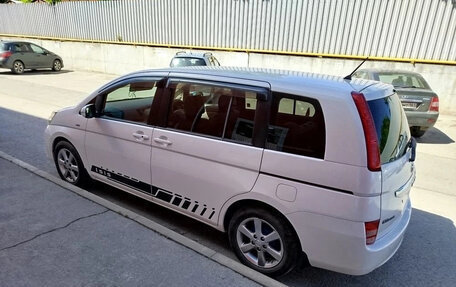 Toyota ISis I, 2010 год, 1 490 000 рублей, 21 фотография
