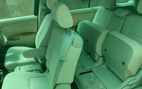 Toyota ISis I, 2010 год, 1 490 000 рублей, 31 фотография