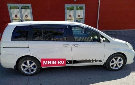 Toyota ISis I, 2010 год, 1 490 000 рублей, 14 фотография