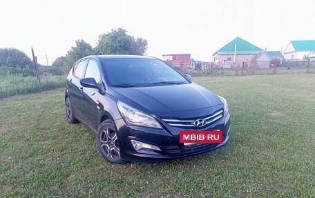 Hyundai Solaris II рестайлинг, 2014 год, 950 000 рублей, 5 фотография