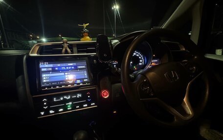 Honda Fit III, 2019 год, 1 350 000 рублей, 12 фотография