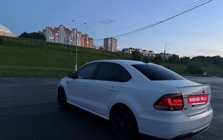 Volkswagen Polo VI (EU Market), 2017 год, 950 000 рублей, 3 фотография