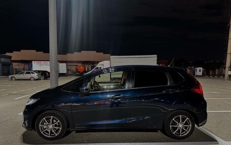 Honda Fit III, 2019 год, 1 350 000 рублей, 20 фотография