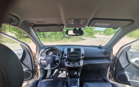 Toyota RAV4, 2011 год, 1 550 000 рублей, 10 фотография