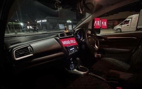 Honda Fit III, 2019 год, 1 350 000 рублей, 11 фотография