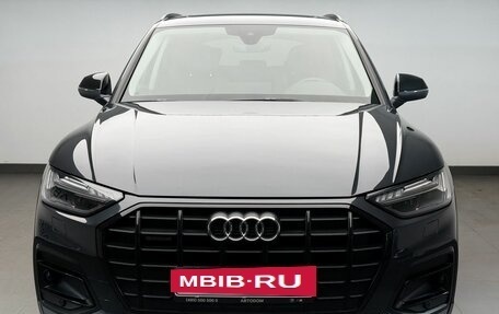 Audi Q5, 2021 год, 4 746 000 рублей, 2 фотография