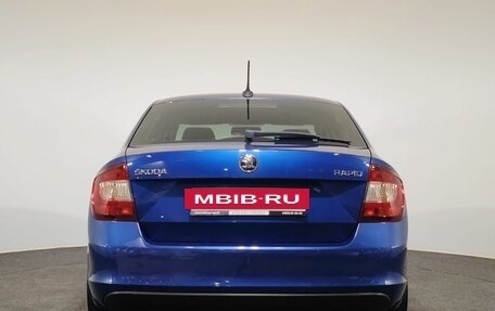 Skoda Rapid I, 2018 год, 1 350 000 рублей, 5 фотография