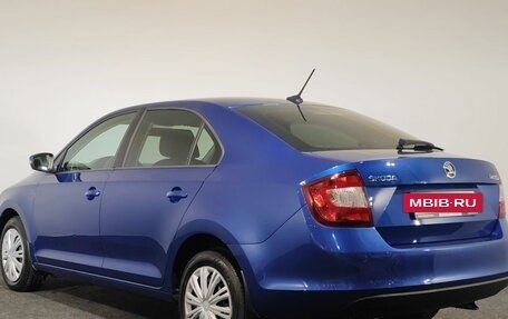 Skoda Rapid I, 2018 год, 1 350 000 рублей, 6 фотография