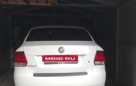 Volkswagen Polo VI (EU Market), 2012 год, 750 000 рублей, 2 фотография