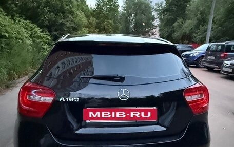 Mercedes-Benz A-Класс, 2015 год, 1 450 000 рублей, 2 фотография