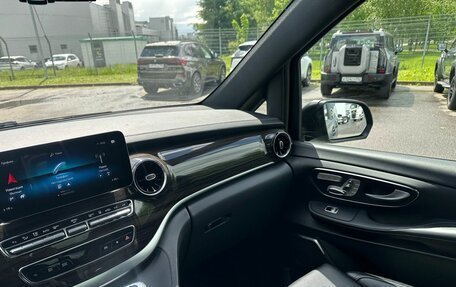 Mercedes-Benz V-Класс, 2022 год, 7 000 000 рублей, 18 фотография