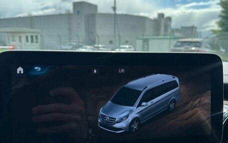 Mercedes-Benz V-Класс, 2022 год, 7 000 000 рублей, 39 фотография