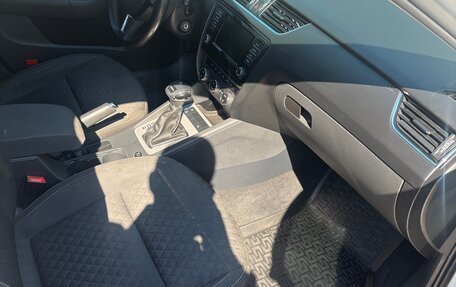 Skoda Octavia, 2016 год, 1 590 000 рублей, 9 фотография