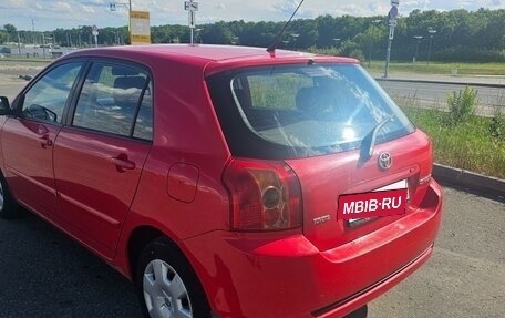 Toyota Corolla, 2005 год, 590 000 рублей, 3 фотография