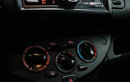 Nissan Note II рестайлинг, 2009 год, 720 000 рублей, 27 фотография