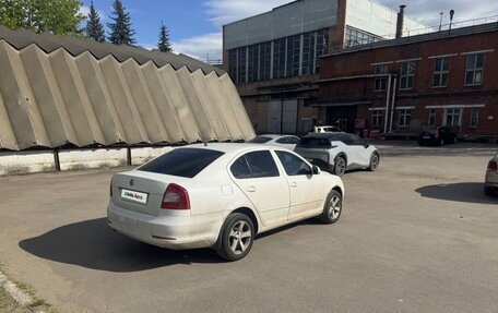 Skoda Octavia, 2012 год, 500 000 рублей, 2 фотография