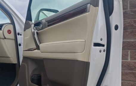 Lexus GX II, 2010 год, 2 950 000 рублей, 21 фотография