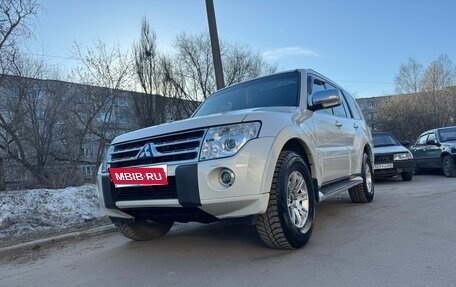 Mitsubishi Pajero IV, 2011 год, 2 050 000 рублей, 11 фотография