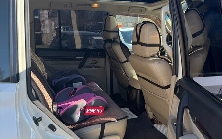 Mitsubishi Pajero IV, 2011 год, 2 050 000 рублей, 15 фотография