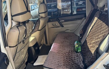 Mitsubishi Pajero IV, 2011 год, 2 050 000 рублей, 36 фотография