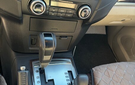 Mitsubishi Pajero IV, 2011 год, 2 050 000 рублей, 33 фотография