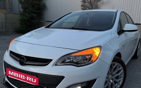 Opel Astra J, 2013 год, 1 200 000 рублей, 3 фотография