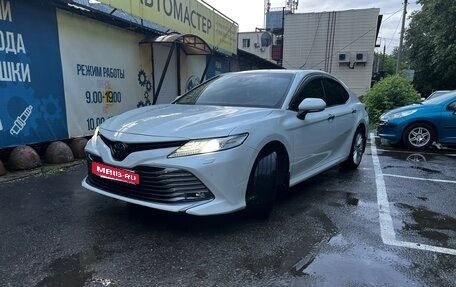Toyota Camry, 2019 год, 3 399 999 рублей, 9 фотография