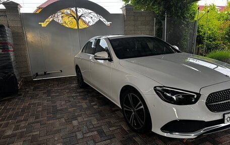 Mercedes-Benz E-Класс, 2020 год, 4 950 000 рублей, 25 фотография
