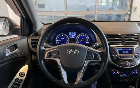 Hyundai Solaris II рестайлинг, 2016 год, 1 296 000 рублей, 10 фотография