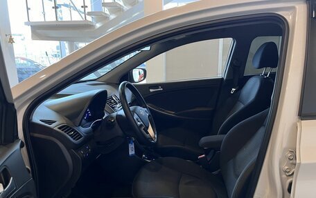 Hyundai Solaris II рестайлинг, 2016 год, 1 296 000 рублей, 16 фотография