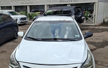 Hyundai Solaris II рестайлинг, 2016 год, 380 000 рублей, 2 фотография