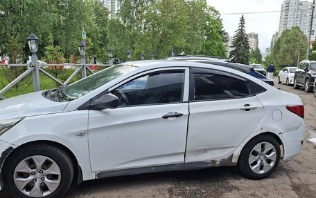 Hyundai Solaris II рестайлинг, 2016 год, 380 000 рублей, 8 фотография