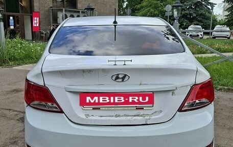 Hyundai Solaris II рестайлинг, 2016 год, 380 000 рублей, 3 фотография