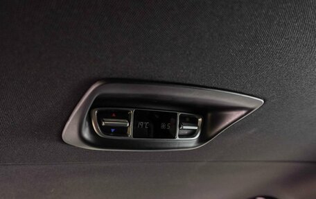 Mercedes-Benz V-Класс, 2019 год, 6 400 000 рублей, 15 фотография