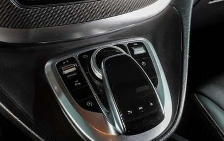 Mercedes-Benz V-Класс, 2019 год, 6 400 000 рублей, 24 фотография