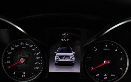 Mercedes-Benz V-Класс, 2019 год, 6 400 000 рублей, 29 фотография