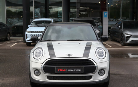 MINI Hatch, 2020 год, 2 350 000 рублей, 2 фотография