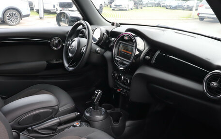 MINI Hatch, 2020 год, 2 350 000 рублей, 10 фотография