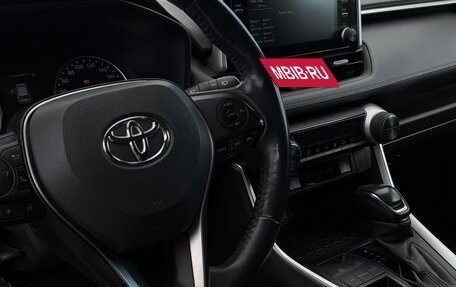 Toyota RAV4, 2019 год, 2 700 000 рублей, 7 фотография